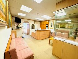 Mount Elizabeth Hospital (D9), Retail #590224561
